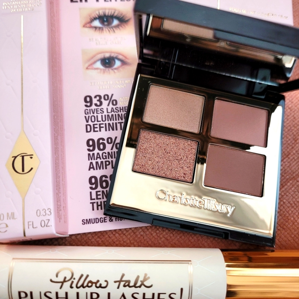 CharlotteTilbury set:  "Pillow talk" Mascara & eye shadow palette nudes